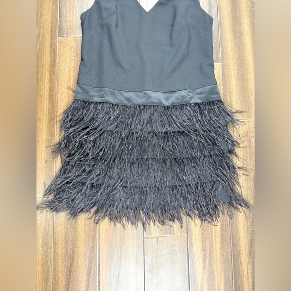 NWT Ark & Co size M Black Tiered Feather Skirt V Neck Mini Dress Sleeveless - Picture 4 of 8